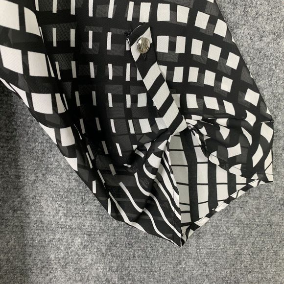 Avenue Semi Sheer 1/2 Button Blouse Women 14/16 B&W Pattern 3/4 Sleeve Airy - Picture 5 of 13